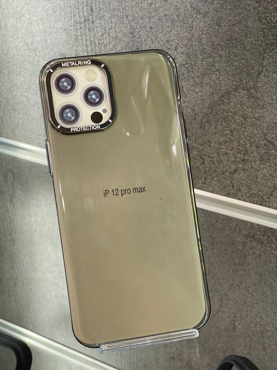 قاب شیشه ای 12 pro max